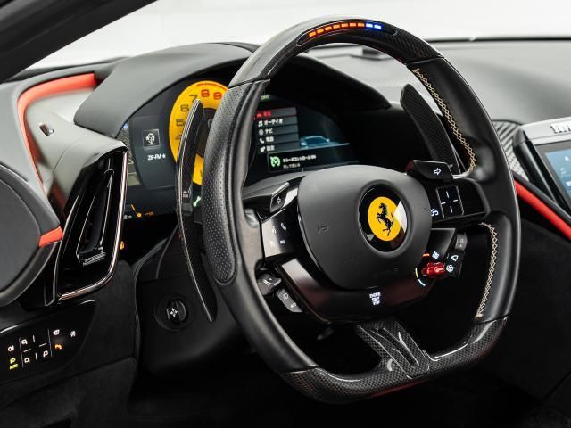 2021 Ferrari ROMA — фото 3