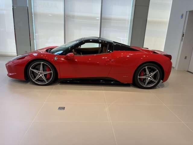 صورة 5 لـ 2013 Ferrari 458 SPIDER