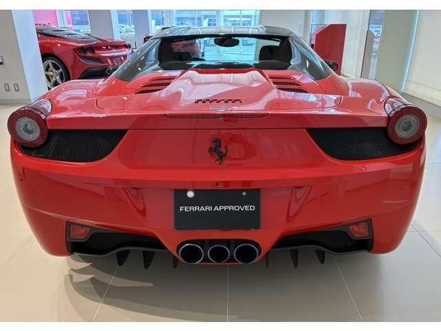صورة 8 لـ 2013 Ferrari 458 SPIDER