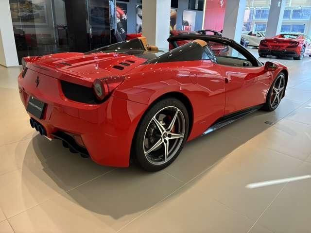 صورة 9 لـ 2013 Ferrari 458 SPIDER