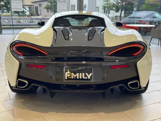 صورة 7 لـ 2017 Mclaren 540C