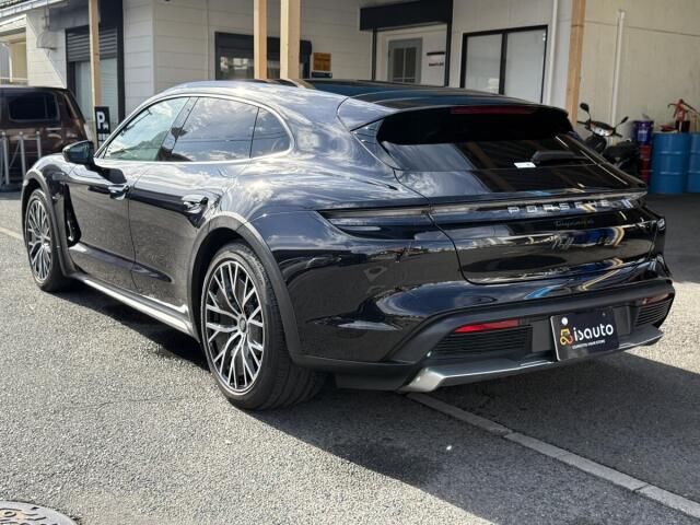2022 Porsche TAYCAN — миниатюра 3