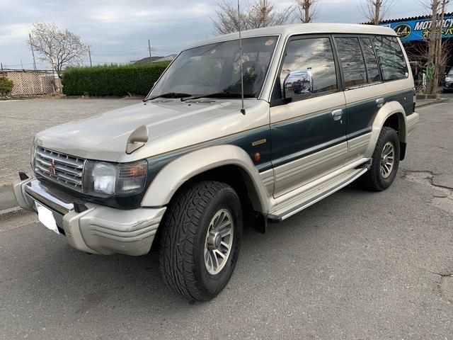2279❣️ 金属製 三菱 パジェロ 置物 PAJERO V6 WAGON MITSUBISHI PAJERO V6 3500 | TAMIYA