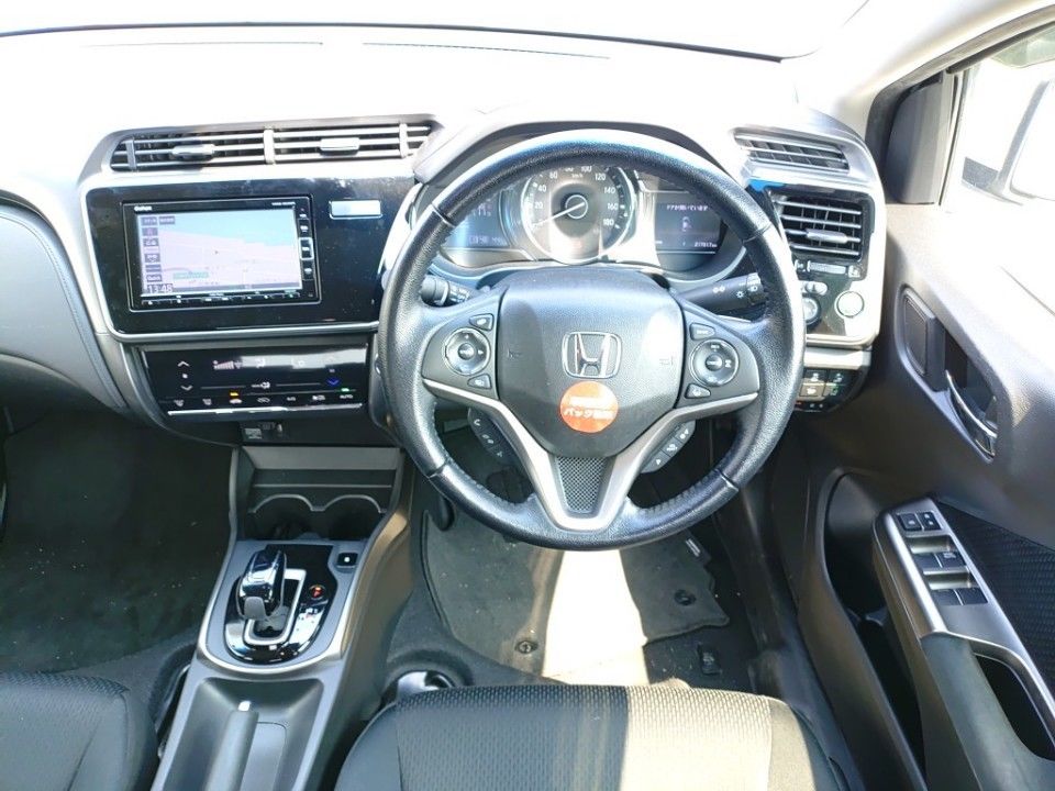 2018 Honda GRACE — миниатюра 3