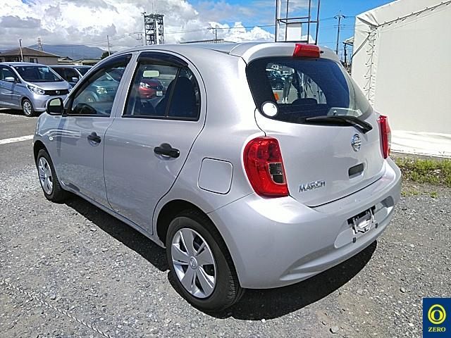 2017 Nissan MARCH 缩略图 3