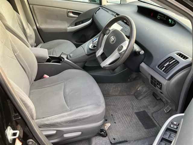 2009 Toyota PRIUS — миниатюра 7