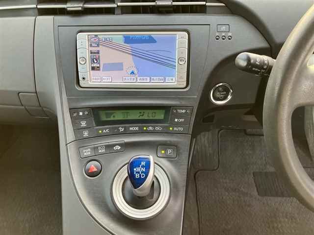 2009 Toyota PRIUS — миниатюра 6