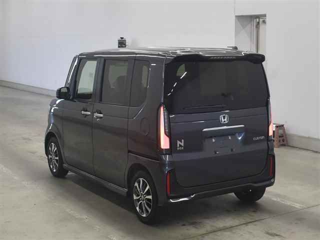 2026 Honda N-BOX CUSTOM thumbnail 2