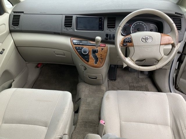 صورة مصغرة 4 لـ 2009 Toyota ISIS